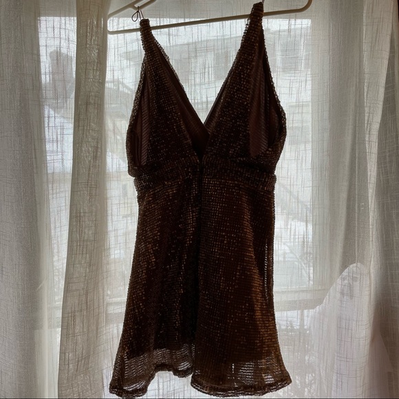 Gold sequin romper - Picture 7 of 11